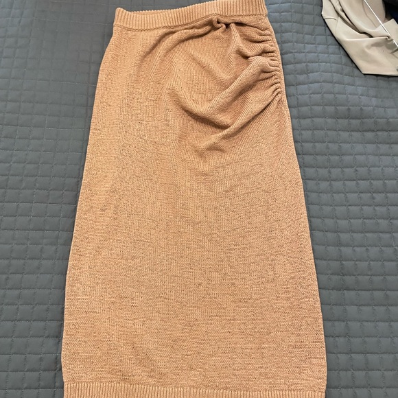 Express Midi Sweater Skirt - Picture 8 of 11